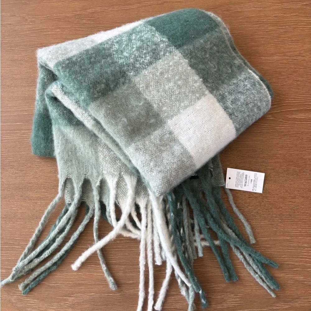Lands' End Brushed Blanket Scarf NWT